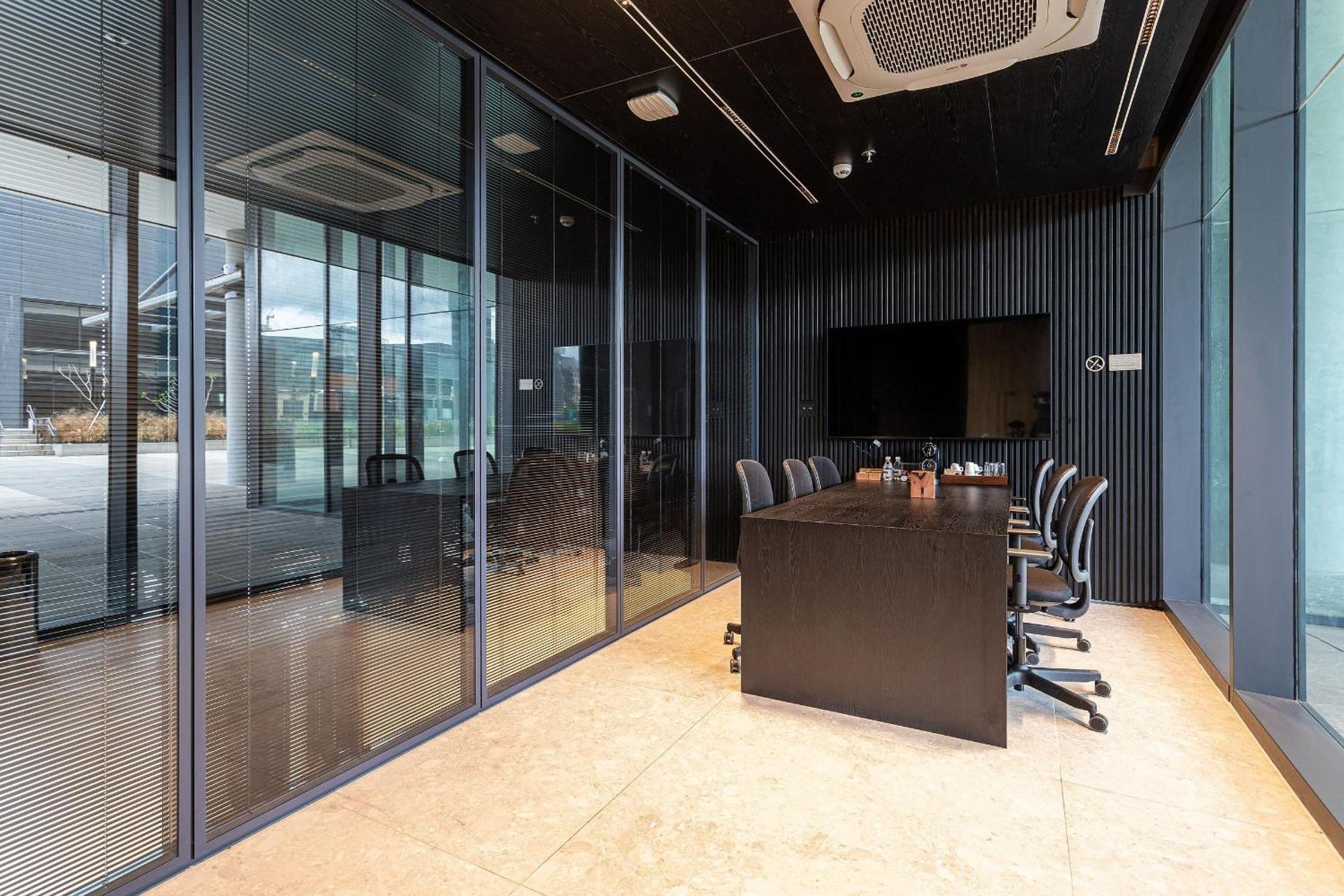 Apartamento Residencial Alto Padrao Proximo A Business Center Na Nacoes Unidas - Avnu *